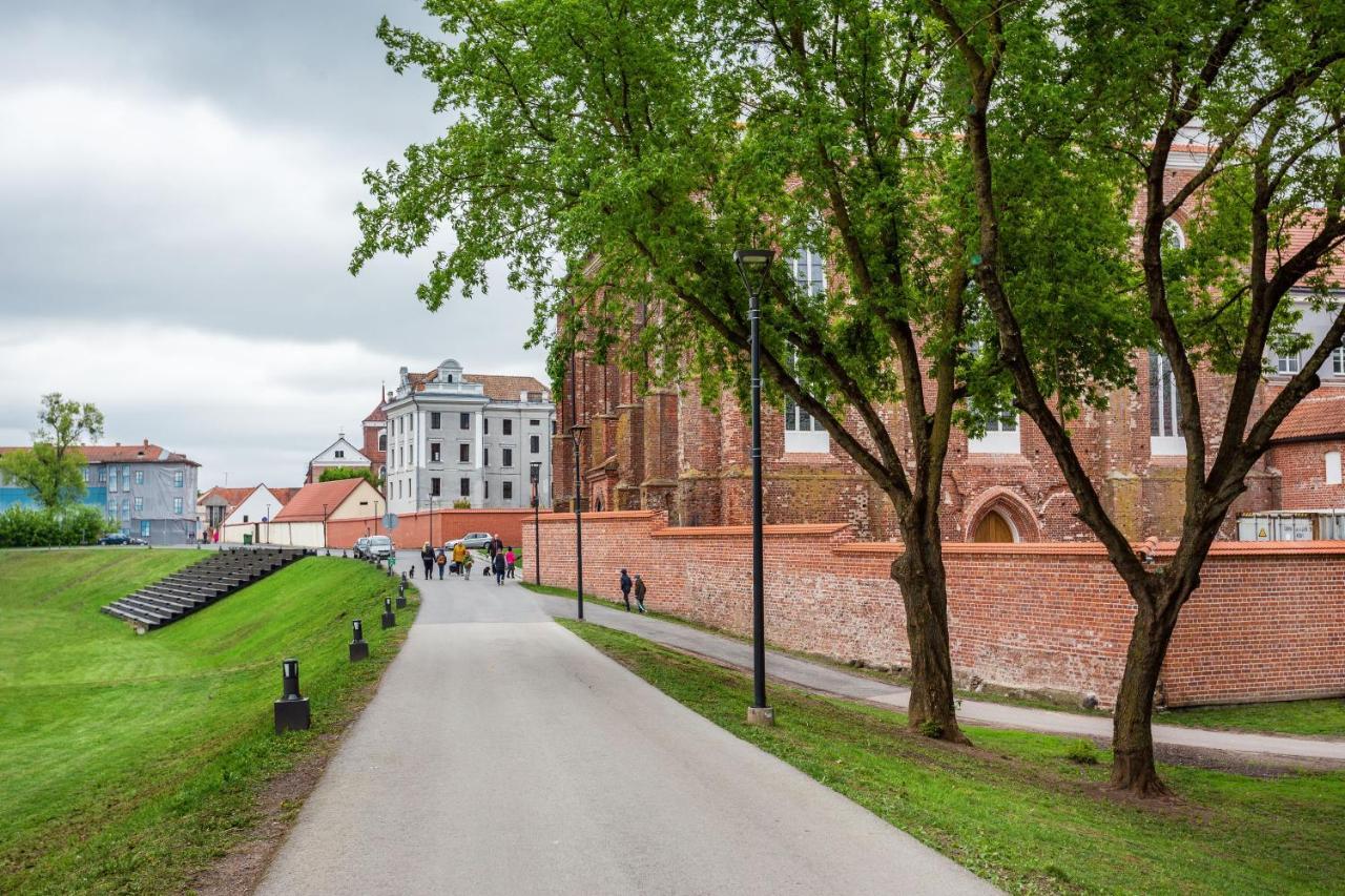 Luxurious Kaunas Basilica Apartment In Old Town By Urban Rent Exteriér fotografie
